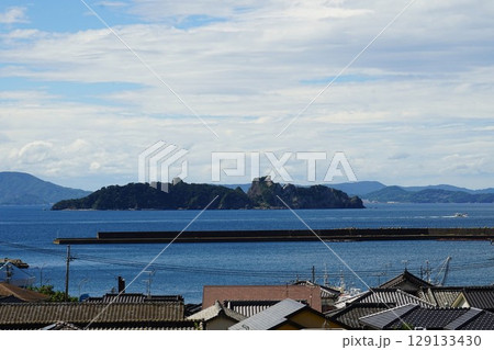 三重町から見る神楽島の風景 129133430