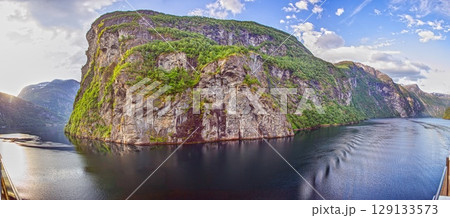 geirangerfjord reflective fjord mountain panorama 129133573