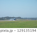 ポルトガル　ポルト　フランシスコ・サー・カルネイロ空港　着陸 129135194