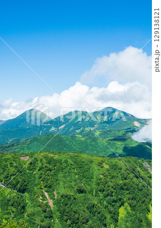 夏の妙高山登山(北峰頂上から焼山・火打山方面の眺め) 夏の妙高山登山(北峰頂上から焼山・火打山方面の眺め) 129138121