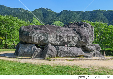 飛鳥時代の歴史遺産 _ 明日香村 石舞台古墳 飛鳥時代の歴史遺産 _ 明日香村 石舞台古墳 129138518