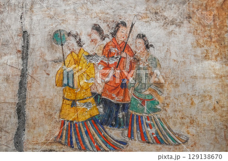 飛鳥時代の壁画古墳 _ 明日香村 高松塚古墳 129138670