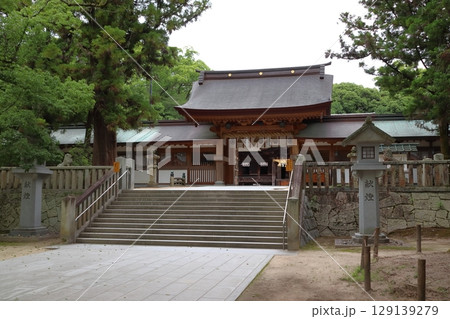 大山祇神社：神門（愛媛県今治市大三島町） 129139279