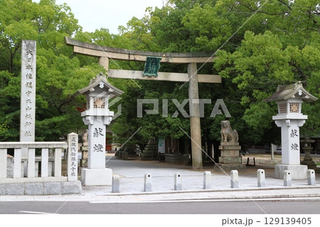 大山祇神社:二の鳥居(愛媛県今治市大三島町) 大山祇神社:二の鳥居(愛媛県今治市大三島町) 129139405