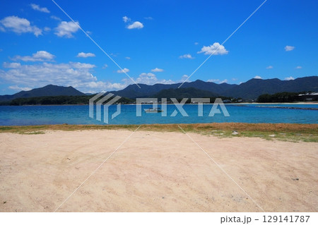 萩城内から望む美しい日本海の絶景 129141787