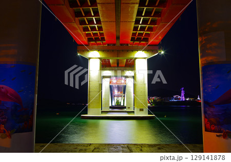 light from inside the bridge light from inside the bridge 129141878