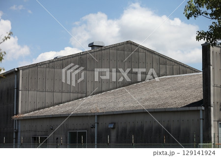 工場　外壁 129141924