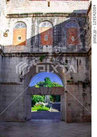 スプリット 129142084