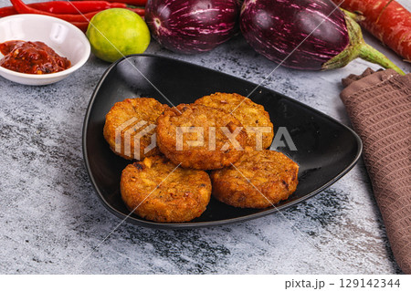 Fried potato crispy golden hash brown Fried potato crispy golden hash brown 129142344