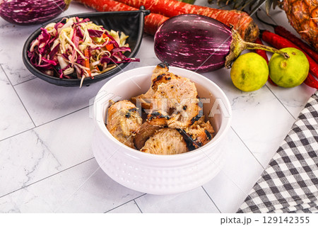 Afgani chicken kebab with white marinade 129142355