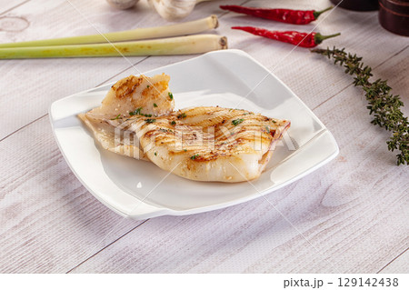Fresh grilled calamari with herbs Fresh grilled calamari with herbs 129142438