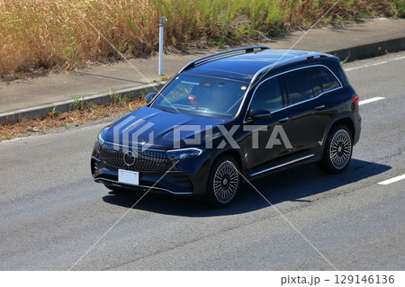 ドイツ製のSUV車両 129146136