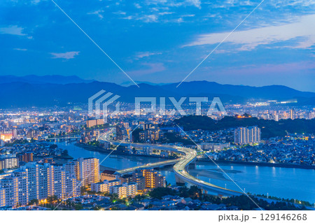 【福岡県】福岡タワーから眺める福岡市の街並み 夕景 【福岡県】福岡タワーから眺める福岡市の街並み 夕景 129146268