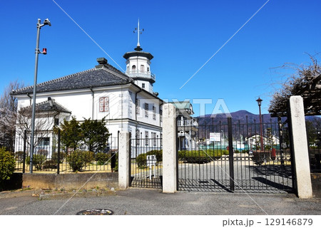 松本市 旧開智学校と青空 松本市 旧開智学校と青空 129146879