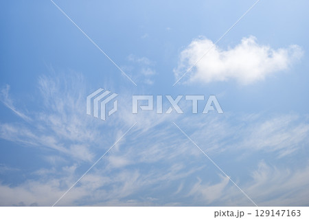 夏の空 青空 晴れ 夏 8月 イメージ 【神奈川県】 夏の空 青空 晴れ 夏 8月 イメージ 【神奈川県】 129147163