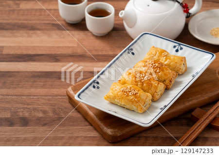 豚ロース 焼き豚 ローストポーク 129147233