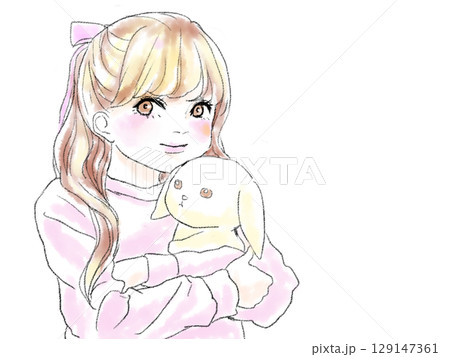 ぬいぐみを持つ女の子 129147361