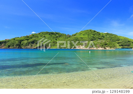 【島根県】快晴の島津島（隠岐の島　知夫里島） 129148199