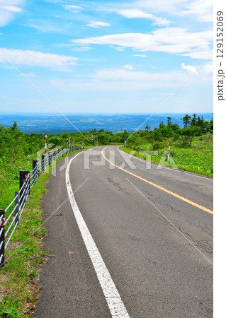 道道52号　摩周湖畔より釧路平野 129152069