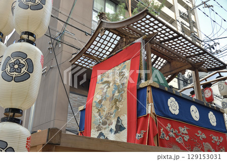 祇園祭　山鉾建て　役行者山(京都市) 129153031