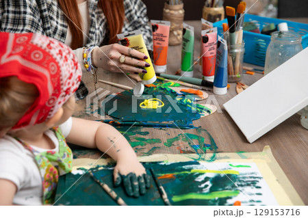 Join us for a Creative Art Session where kids and parents can enjoy painting together Join us for a Creative Art Session where kids and parents can enjoy painting together 129153716