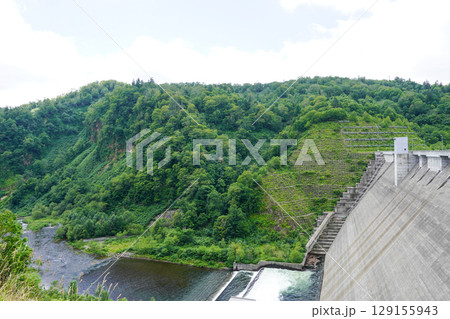 徳富ダム（重力式コンクリートダム） 129155943