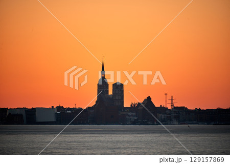 Hanse city Stralsund silhouette in the evening 129157869