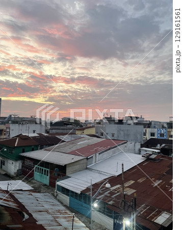 sunset over the city 129161561