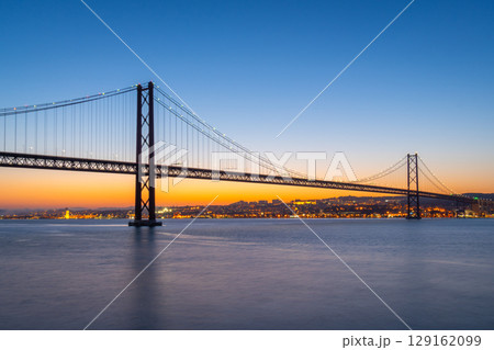 Ponte 25 de Abril Bridge at Twilight. Portugal Ponte 25 de Abril Bridge at Twilight. Portugal 129162099
