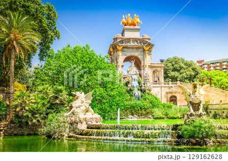 Park Ciutadella of Barcelona 129162628