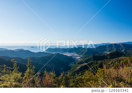 世界遺産 熊野古道 伊勢路『ツヅラト峠』 頂上見晴台からの絶景 世界遺産 熊野古道 伊勢路『ツヅラト峠』 頂上見晴台からの絶景 129163341