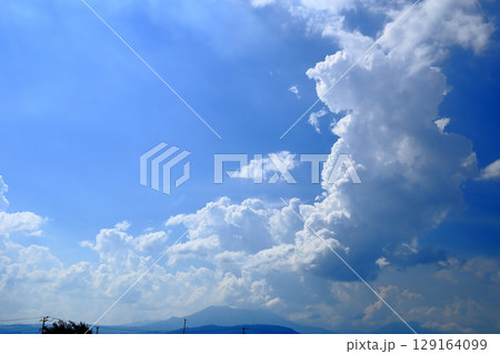 長野県須坂市の夏空 129164099