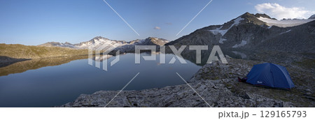 Oberer Schwarzhornsee lake with Hochalmspitze (3360 m), National Park Hohe Tauern, Carinthia, Austria Oberer Schwarzhornsee lake with Hochalmspitze (3360 m), National Park Hohe Tauern, Carinthia, Austria 129165793