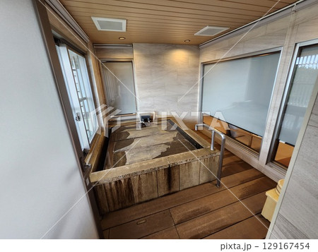 伊香保温泉　リゾートホテルの客室温泉 129167454