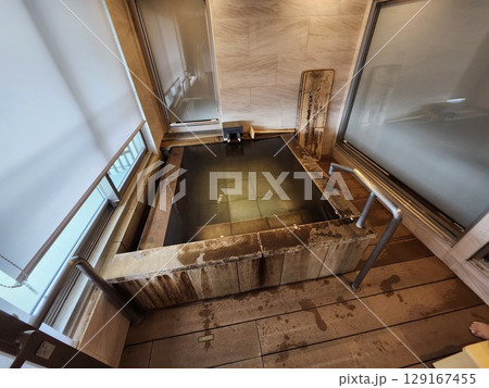 伊香保温泉　リゾートホテルの客室温泉 129167455