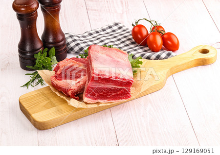 Raw beef rib for cooking Raw beef rib for cooking 129169051