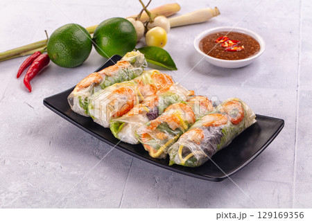Vietnamese spring roll with prawn Vietnamese spring roll with prawn 129169356
