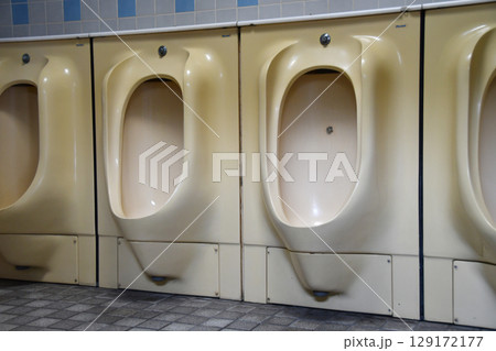 昭和レトロ男性用ユニット式便器_03 129172177