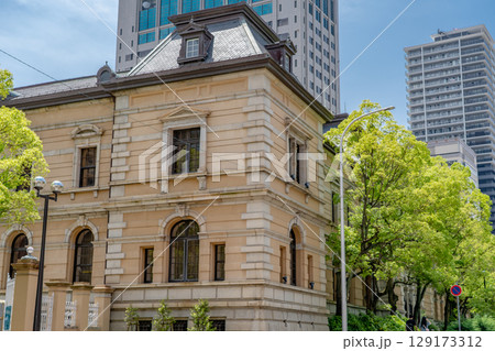 兵庫県公館　北門付近（旧神戸県庁本庁舎）県の迎賓館および資料館　明治時代のルネサンス様式近代建築 129173312