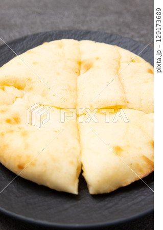 美味しいチーズナン 美味しいチーズナン 129173689