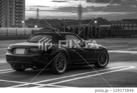 黒いオープンカー 黒いオープンカー 129173849