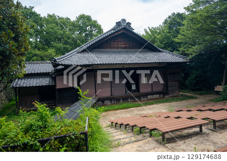 歌舞伎舞台 129174688