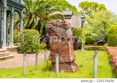 相楽園（三田藩士　小寺氏の邸宅と庭園）旧ハッサム住宅（阪神大震災の遺構）　神戸市中央区下山手通 129174836