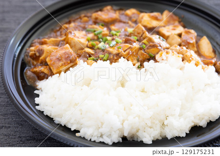 おいしい麻婆豆腐弁当 129175231
