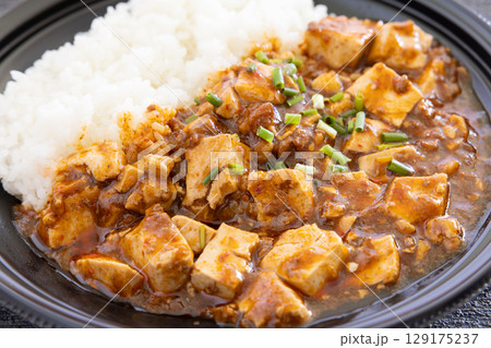 おいしい麻婆豆腐弁当 129175237