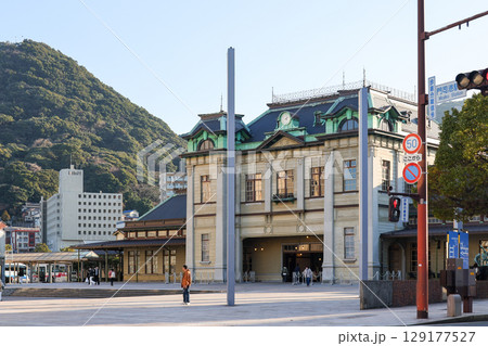 福岡県　北九州市　門司港駅 129177527