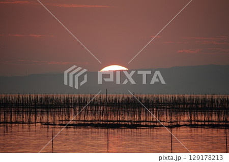 大牟田市　有明海　海苔畑、 129178213