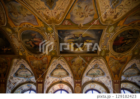 Hall of Antiquities Antiquarium in Residenz palace of Bavaria, with large Renaissance art collection, in Munich, Germany 129182423