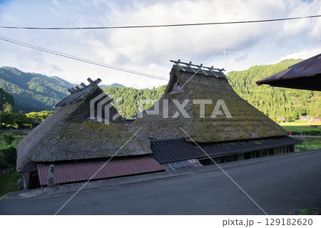 山の京都　美山かやぶきの里　入母屋造り11 129182620