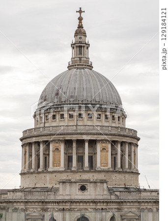 St Paul's Cathedral which is formally known as the Cathedral Church of St Paul the Apostle, The cathedral is a prominent example of the English Baroque style. 129184121